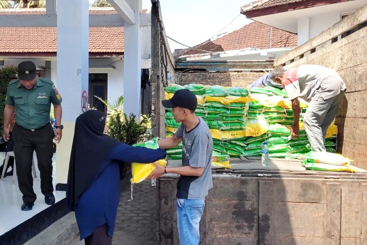 Pemkab Lumajang-Bulog operasi pasar untuk jaga stabilitas harga beras