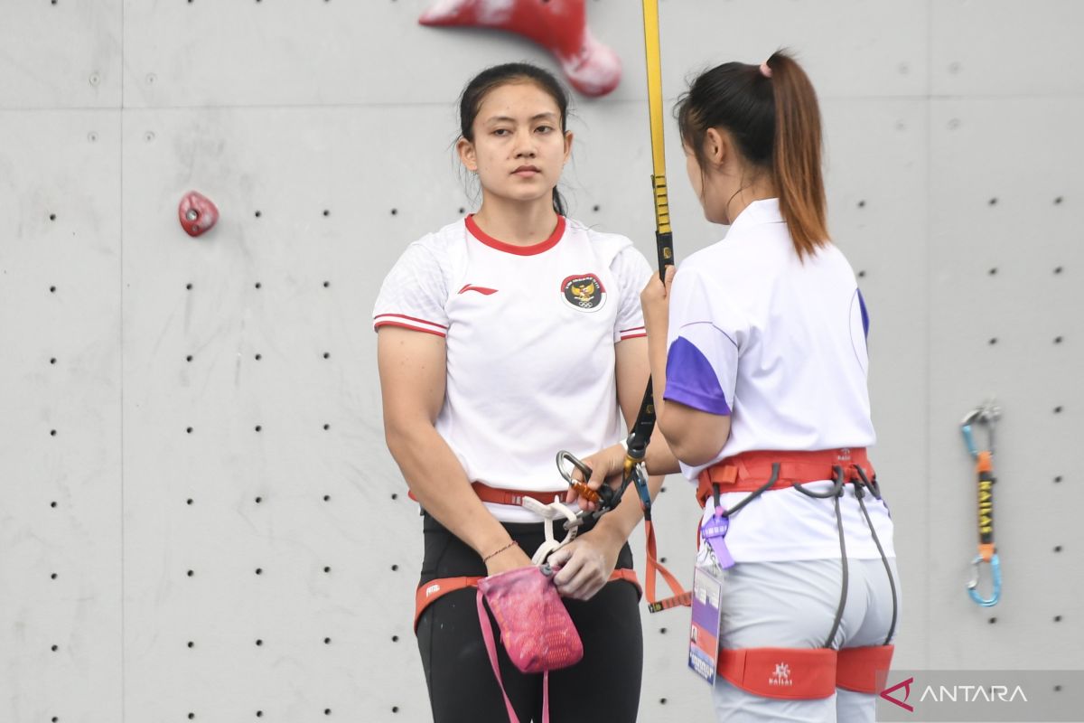 Desak rebut emas panjat tebing speed putri Asian Games Hangzhou