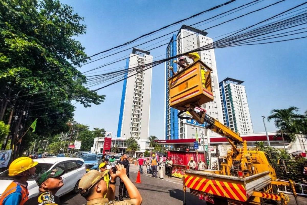 Wali kota Jaksel Munjirin harapkan pemasangan jaringan utilitas sesuai prosedur