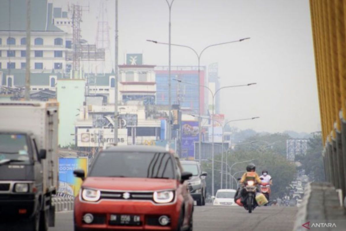 Pekanbaru mulls closing schools if haze worsens