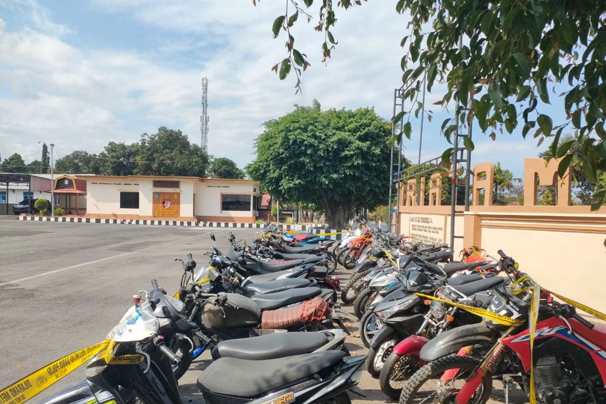 Puluhan motor balapan liar Lombok Timur 'menginap' sebulan di kantor polisi