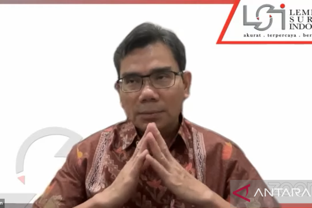 Survei LSI: Prabowo unggul bertarung lawan Ganjar atau Anies
