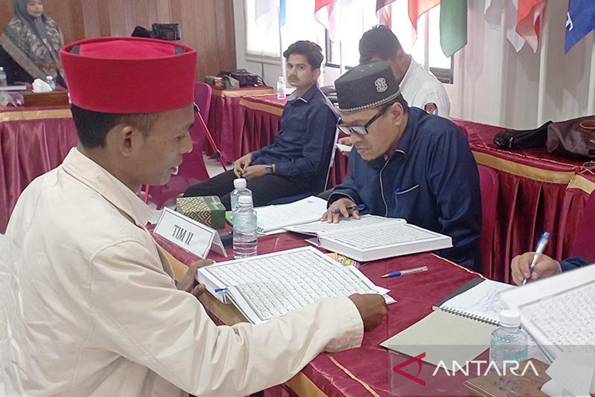 Sebanyak 43 bacaleg DPRA pengganti ikut uji mampu baca Al Quran