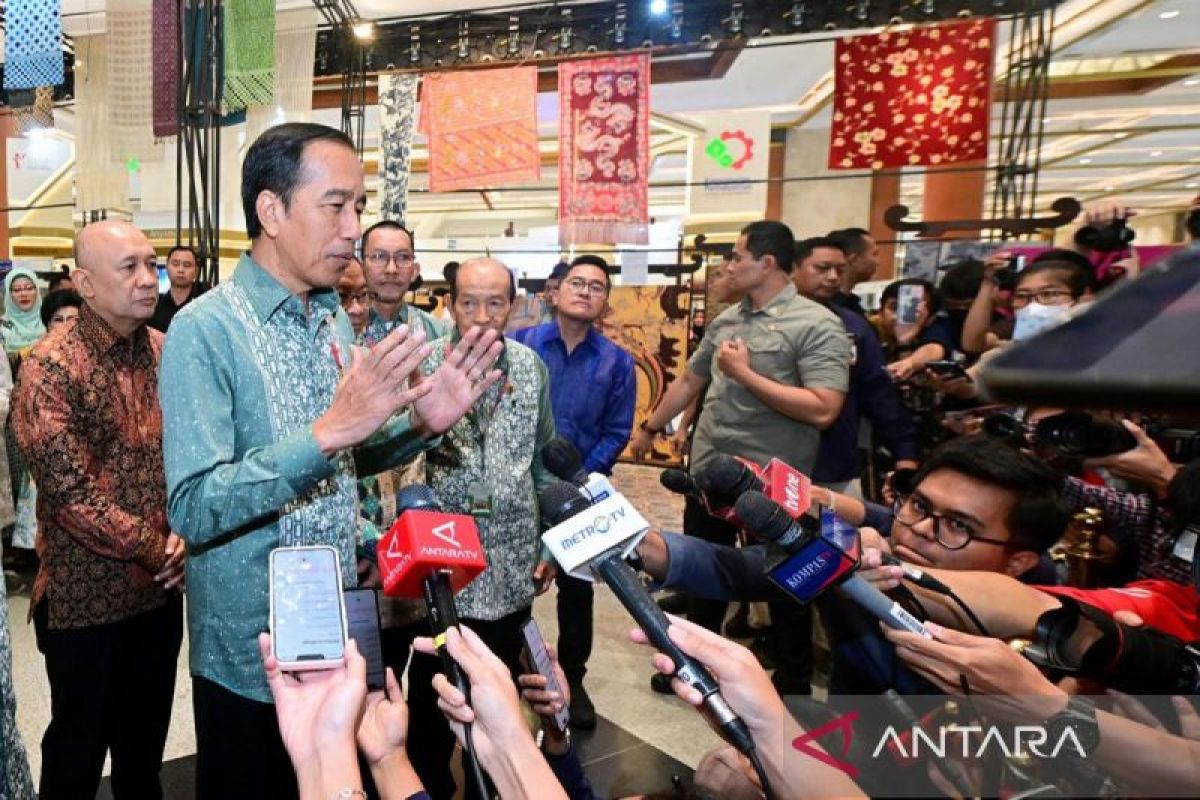 Jokowi: Ditunggu Saja Mentan Syahrul Belum Sampai Ke Indonesia - ANTARA ...