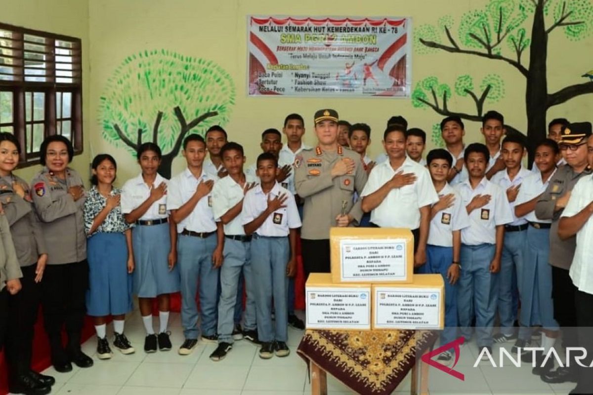 Polresta Ambon laksanakan  program peduli budaya literasi buku