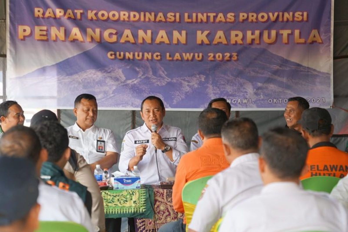 Jatim-Jateng bentuk satgas padamkan karhutla Gunung Lawu