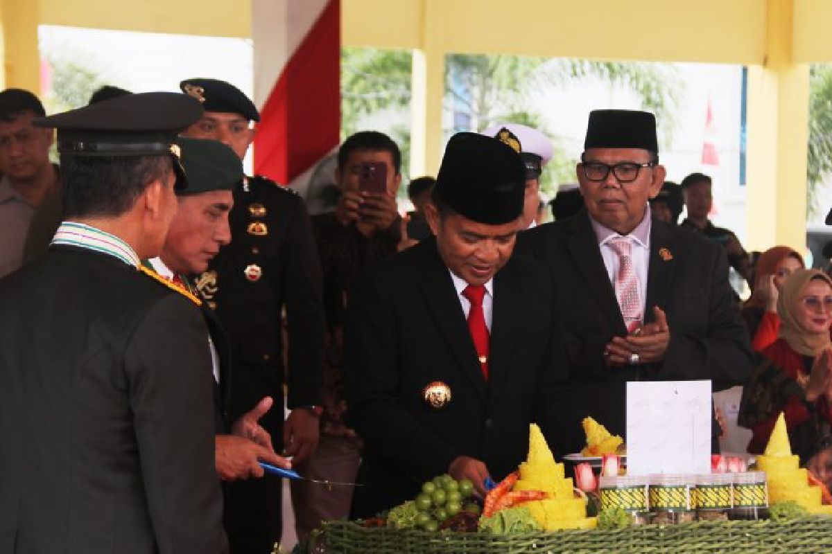 Pj Gubernur Sumut berharap TNI semakin tangguh di usia ke 78