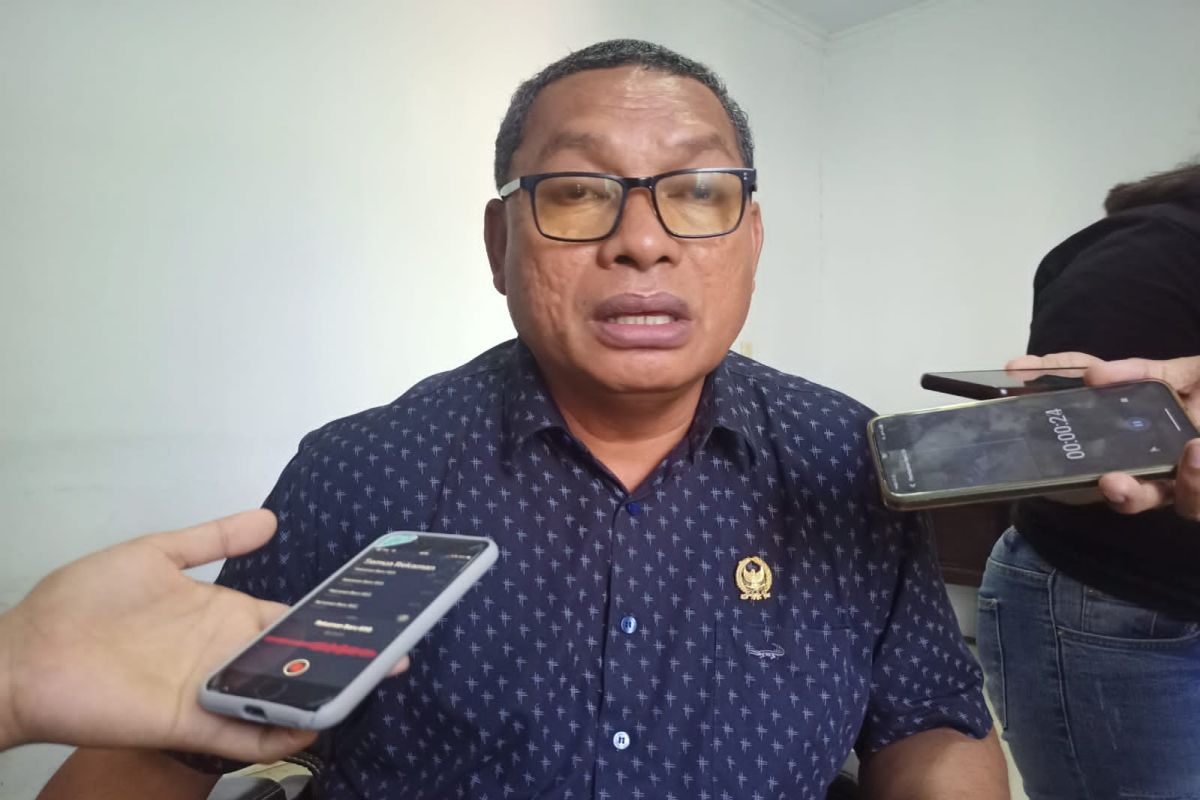 DPRD Ambon dorong Pemkot prioritaskan tenaga honorer diangkat jadi PPPK