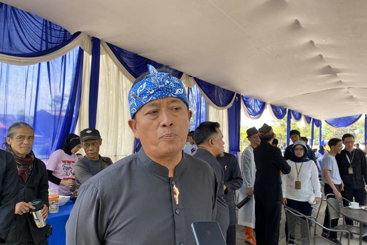 Pemkot Bandung siapkan tempat relokasi PKL pasar tumpah GBLA