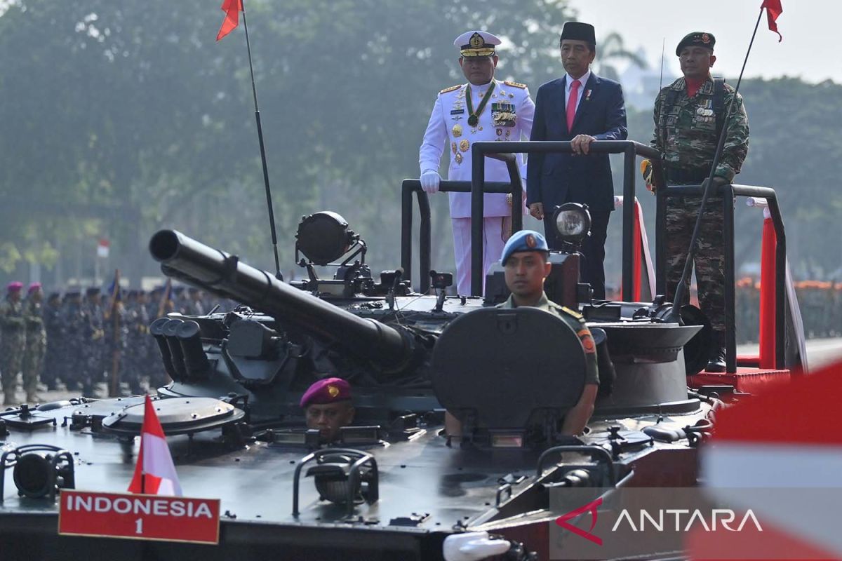 Jokowi: TNI benteng terdepan pertahanan dan perisai Pancasila