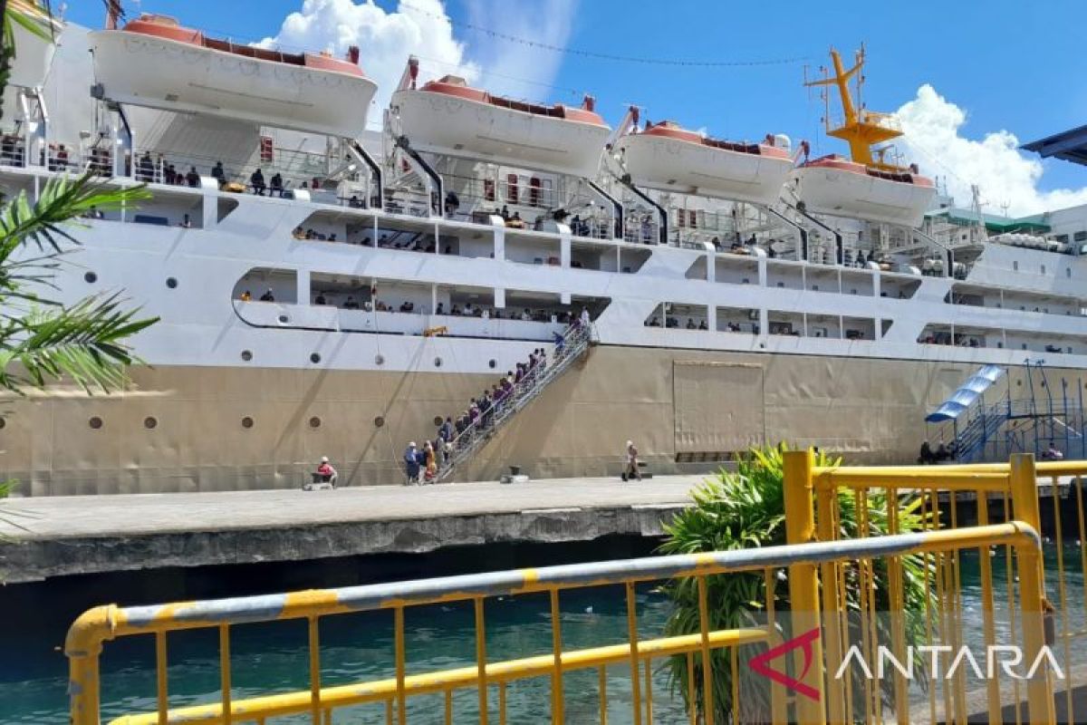 Jumlah penumpang kapal laut di Maluku turun selama Agustus 2023