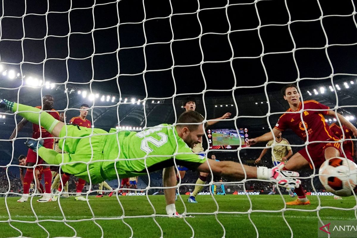 Main di Olimpico, AS Roma tampil solid dengan kalahkan Servette 4-0