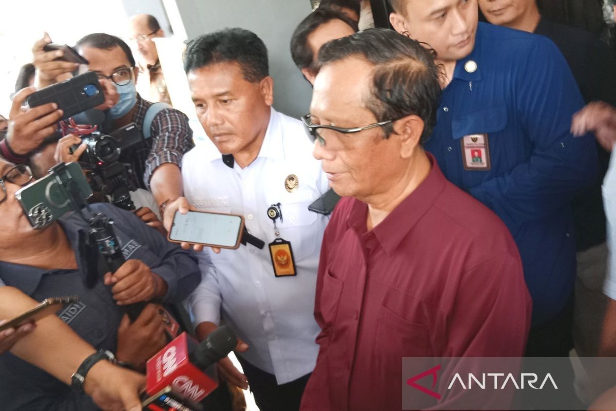 Mahfud MD sebut UU ASN akhiri masalah tenaga honorer