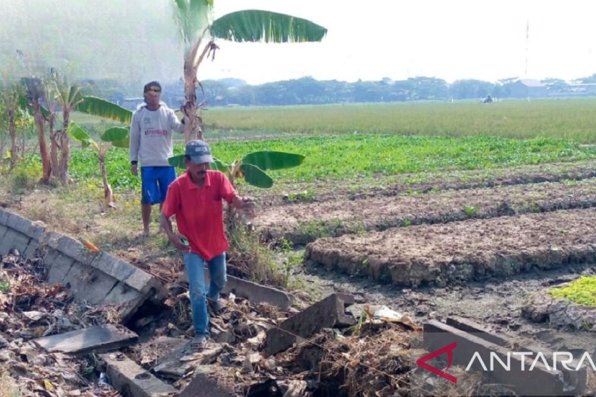 Pupuk Indonesia bantu irigasi petani Cilegon