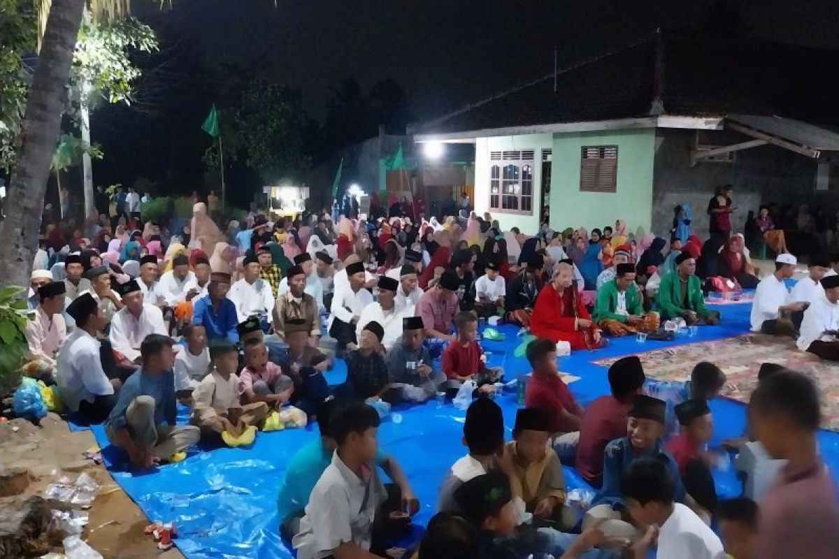 Ribuan masyarakat hadiri Simbaringin Bershalawat di Masjid Baitul Mutaqin