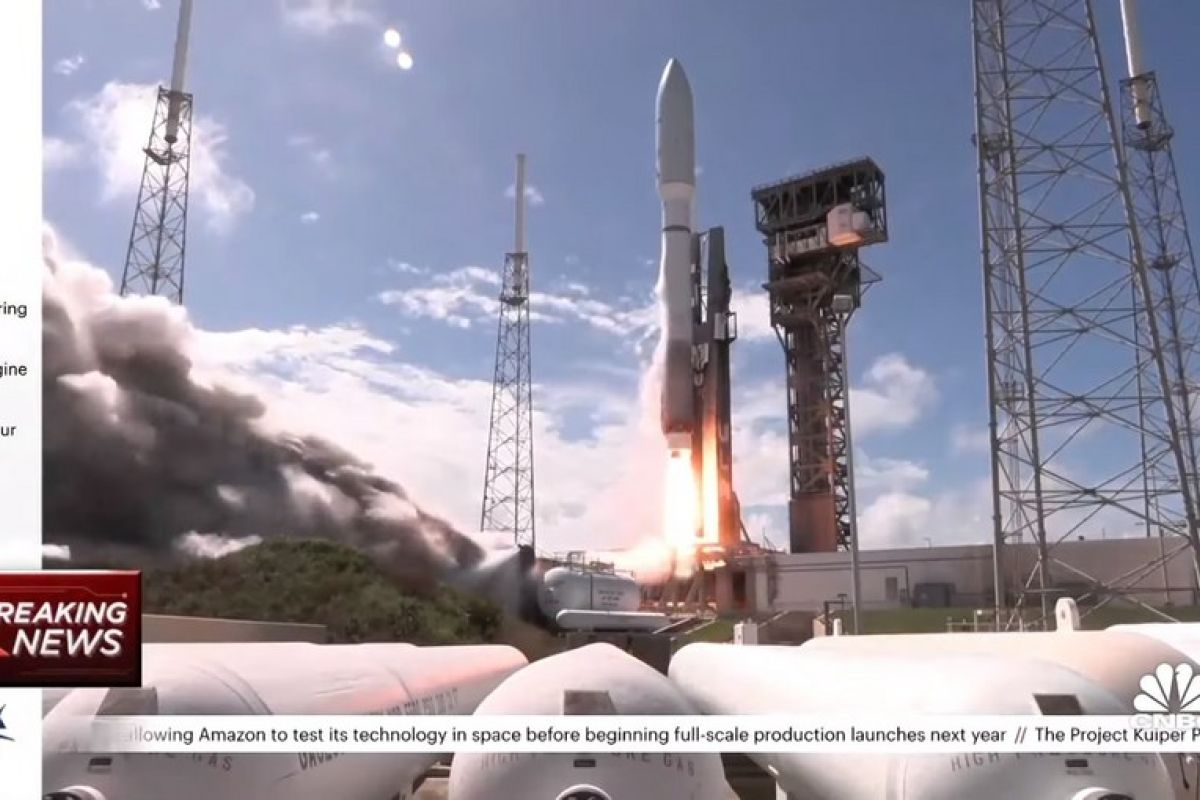 Amazon luncurkan pasangan satelit pertama ke orbit