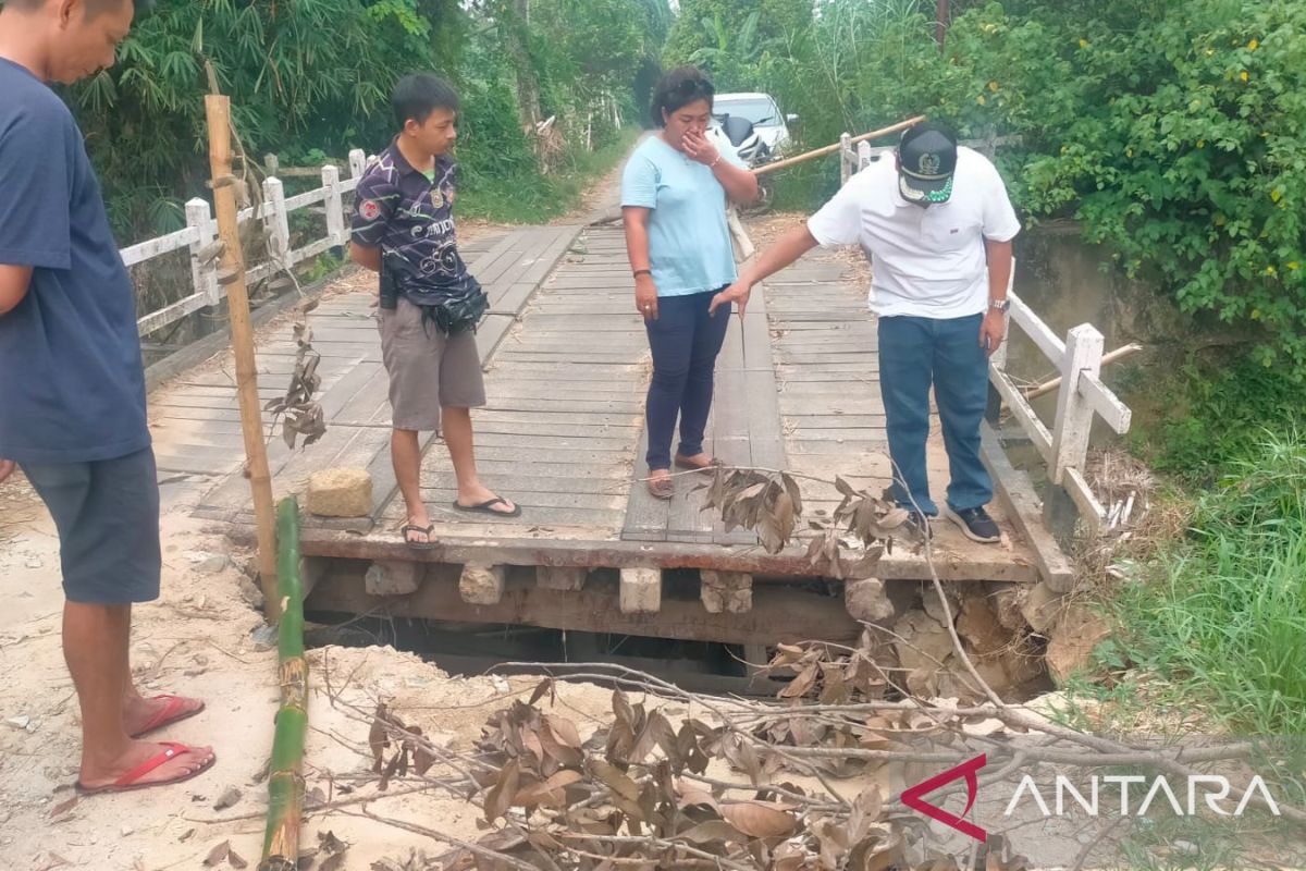 DPRD minta Pemkot  Singkawang segera perbaiki Jembatan Roban