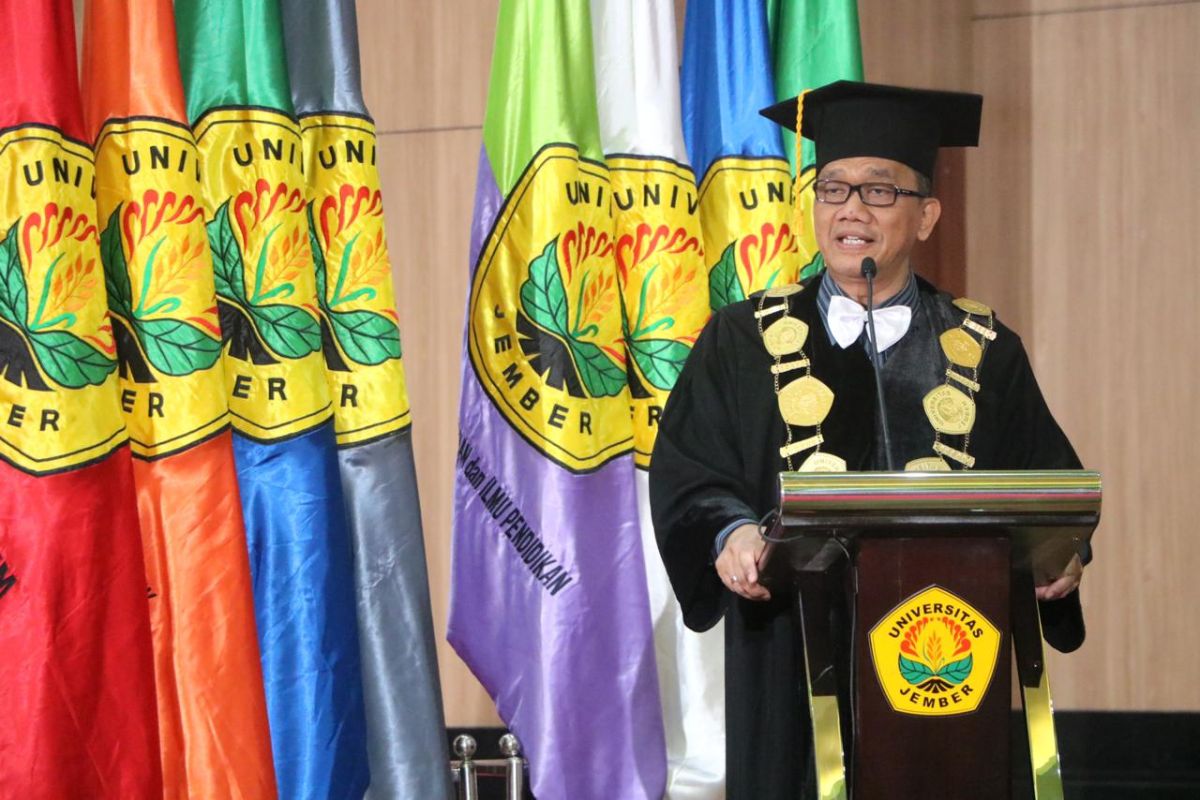 Unej peringkat 15 se-Indonesia versi THE WUR