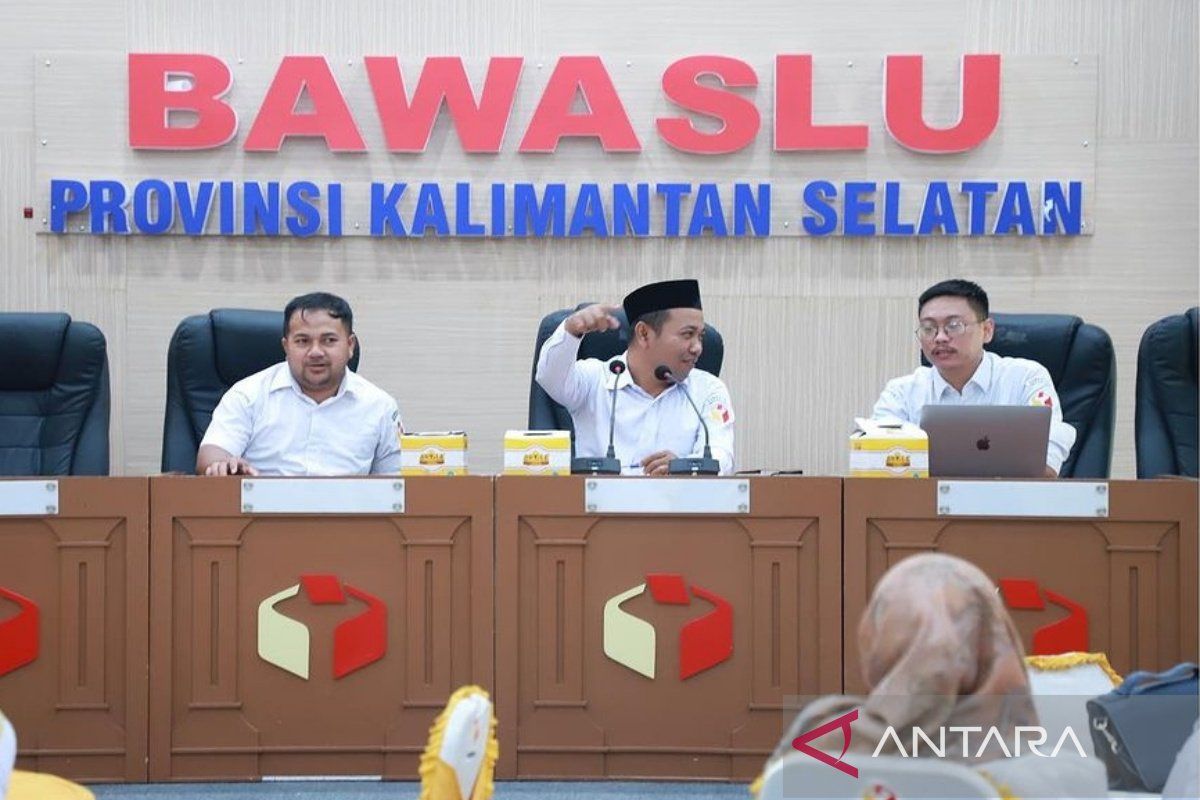 Bawaslu Kalsel mengingatkan DPRD untuk melarang ajakan memilih