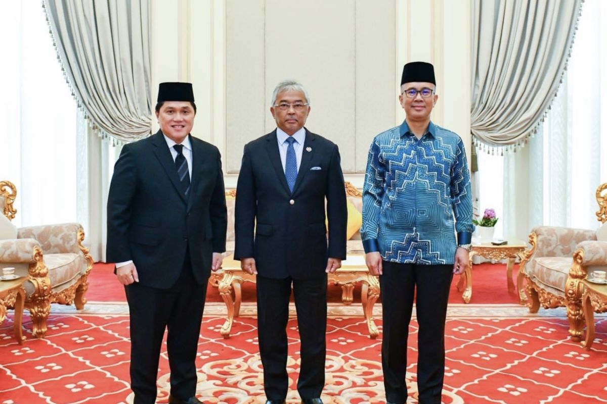 Erick Thohir bertemu Raja Malaysia dan sejumlah menteri Singapura