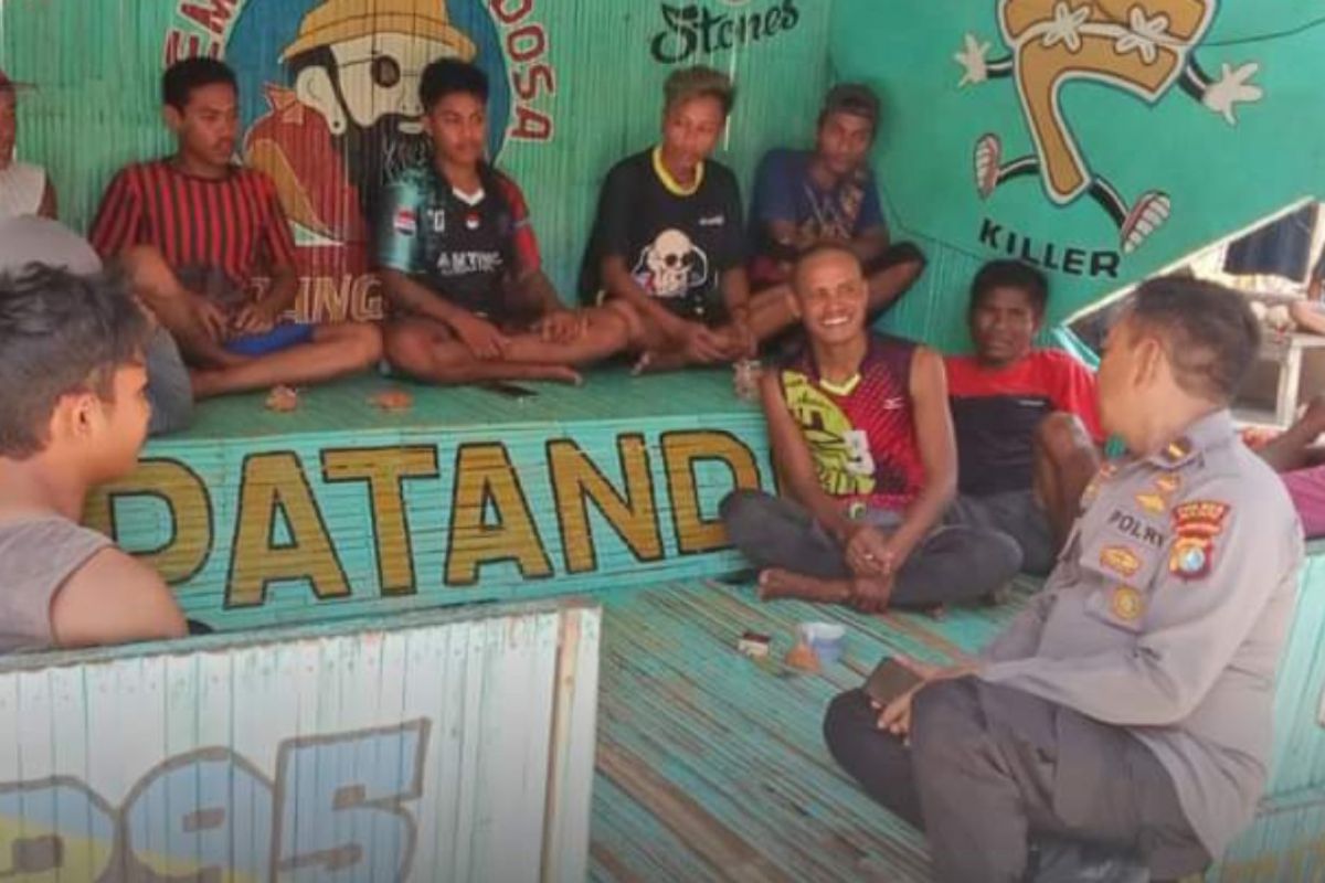 Polres Majene Sulbar bantu atasi kesulitan BBM nelayan