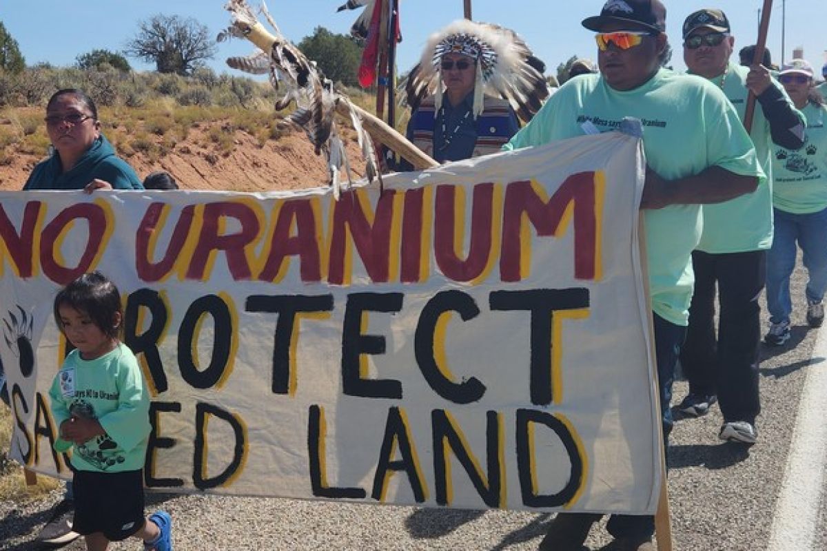 Unjuk rasa damai digelar di AS, protes dampak pabrik uranium