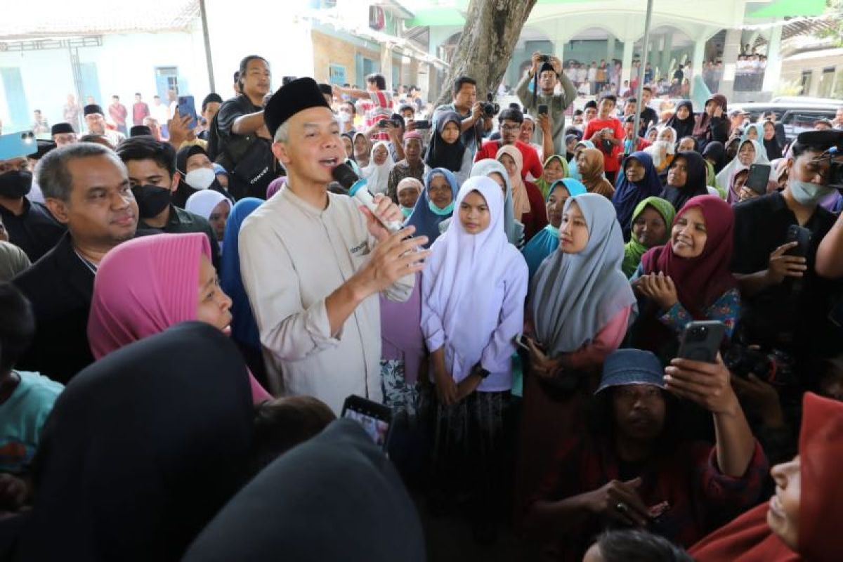 Ganjar bahas pengembangan pendidikan di Ponpes Al-Jauhariyah Cirebon