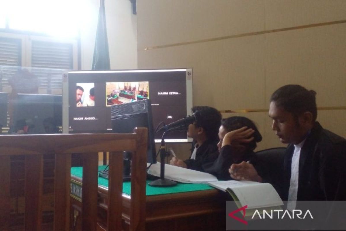 Hakim PN Medan periksa kurir 135 kg ganja asal Aceh secara  virtual