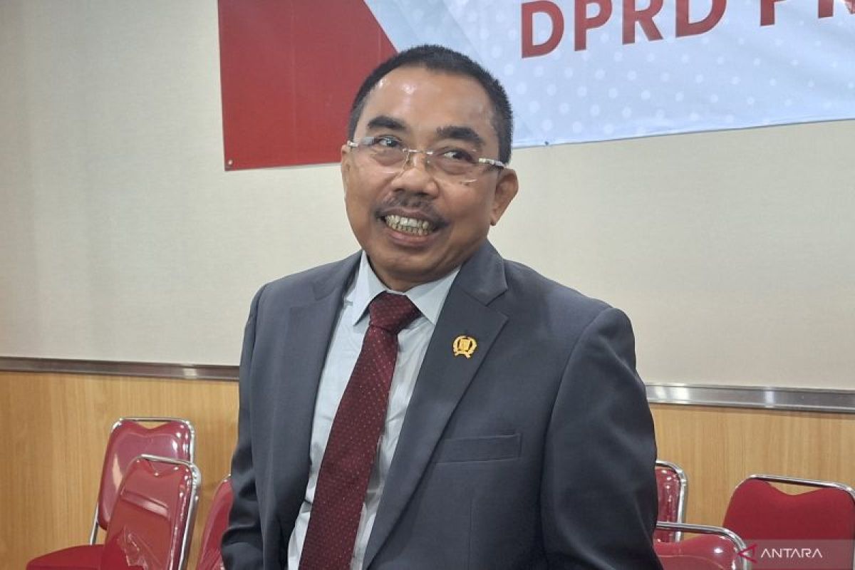 Legislator: Heru perlu perbaiki komunikasi publik