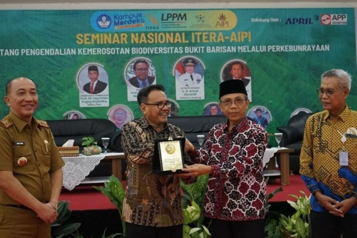 Kolaborasi Itera-AIPI dorong pelestarian biodiversitas Sumatera melalui perkebunrayaan