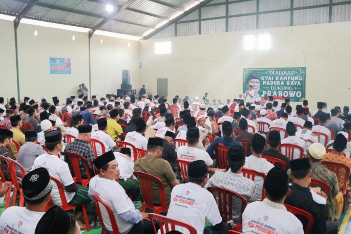 Ratusan kiai kampung Madura Raya dukung Prabowo di Pilpres 2024