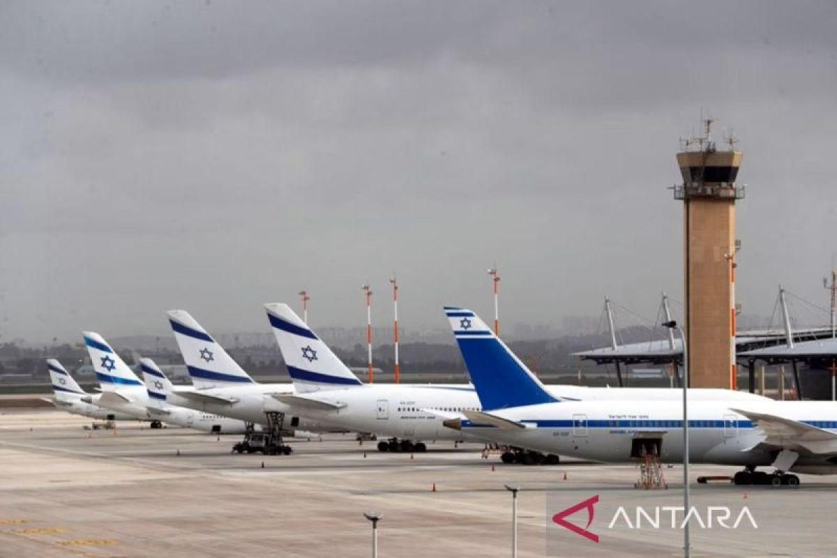 Sejumlah maskapai tangguhkan jadwal penerbangan ke Tel Aviv