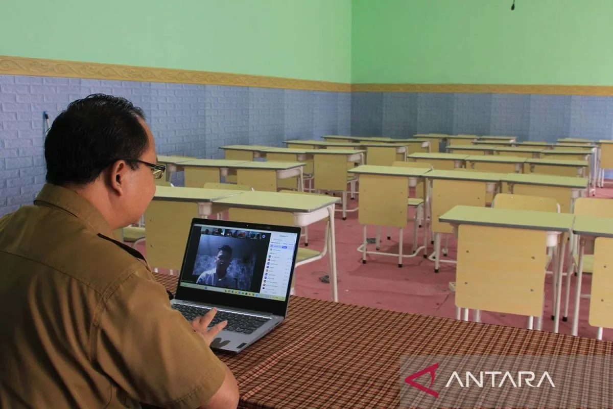 Pembelajaran maya di antara kemudahan dan ketergantungan teknologi