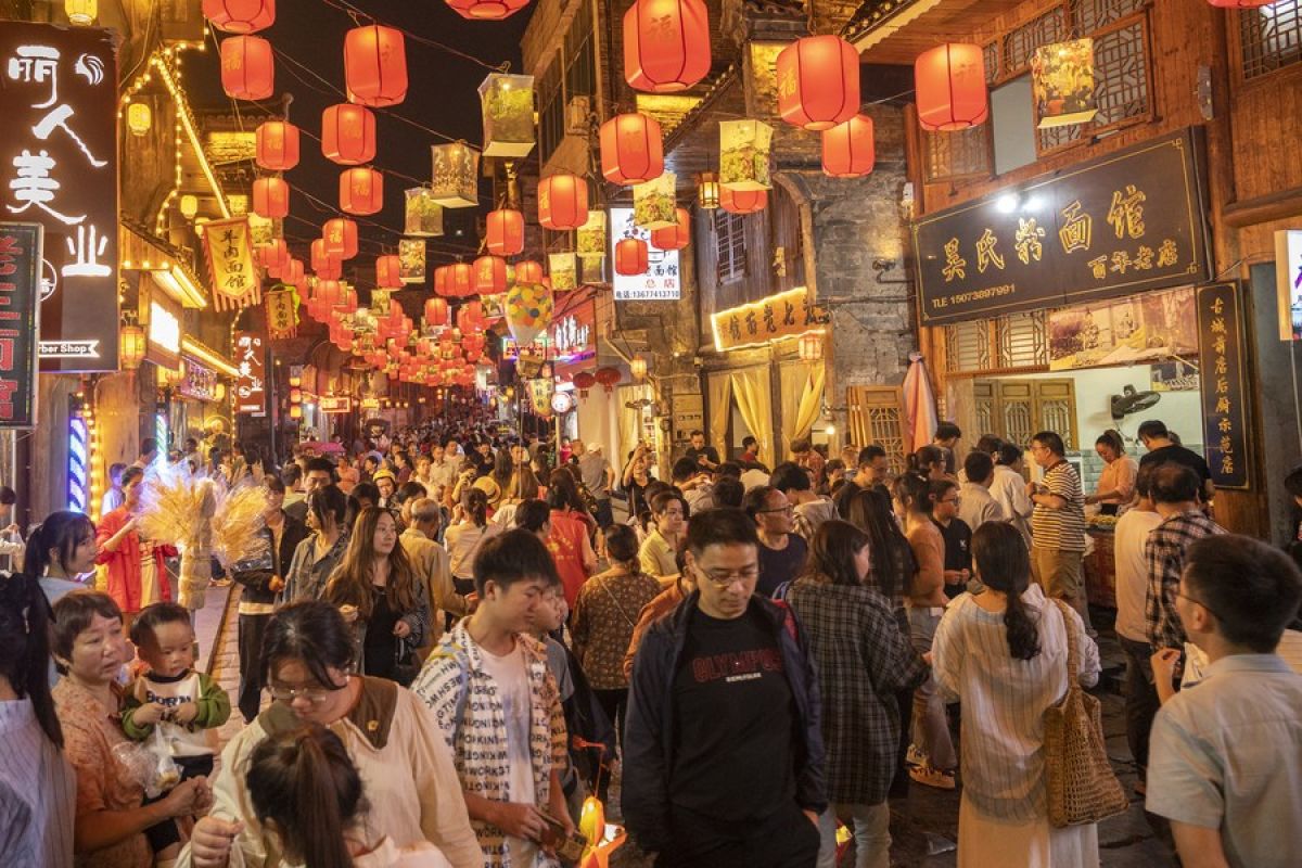 Komentar Xinhua: Belanja liburan tegaskan ekonomi China yang kuat