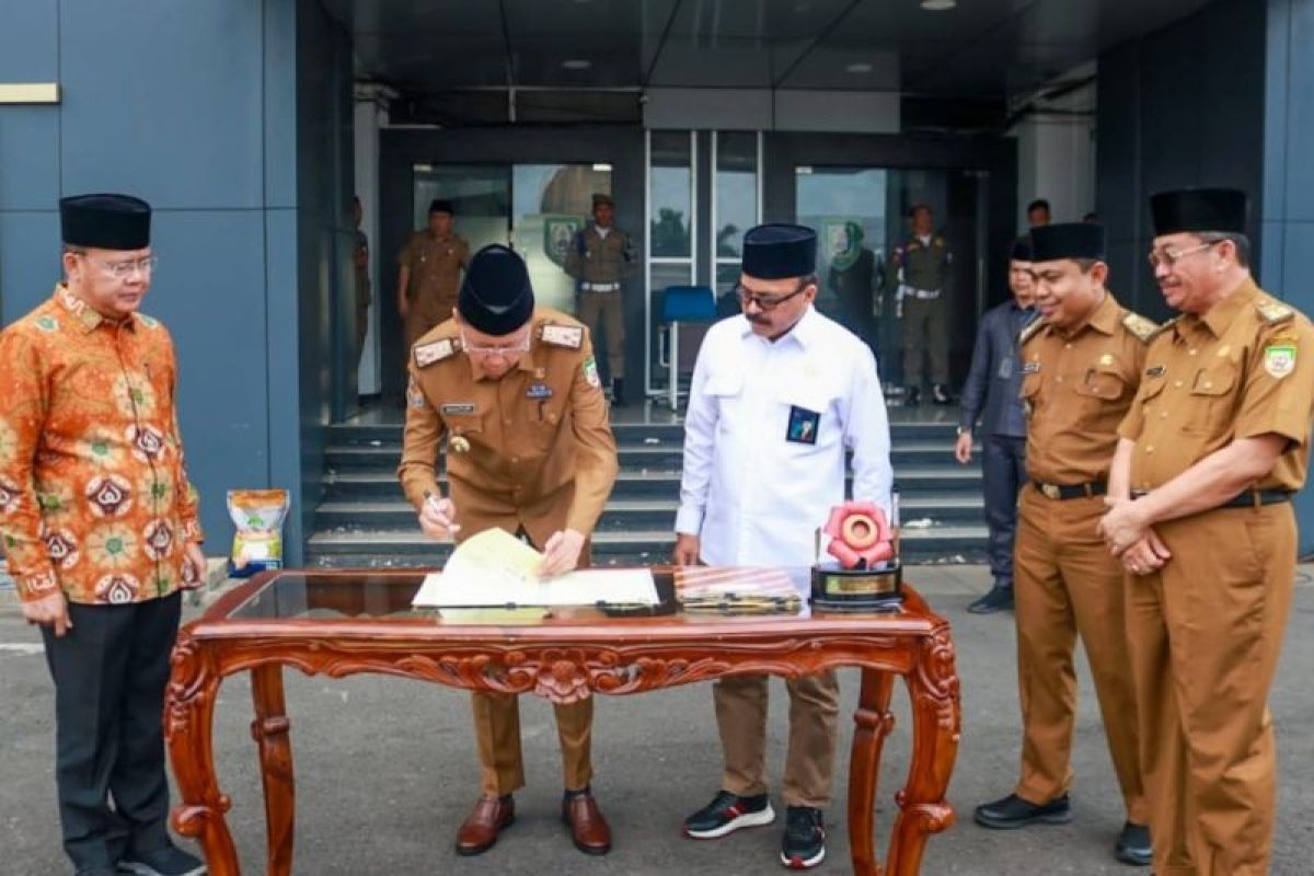 Bengkulu-Bulog jalin kerja sama pengelolaan mandiri gabah daerah