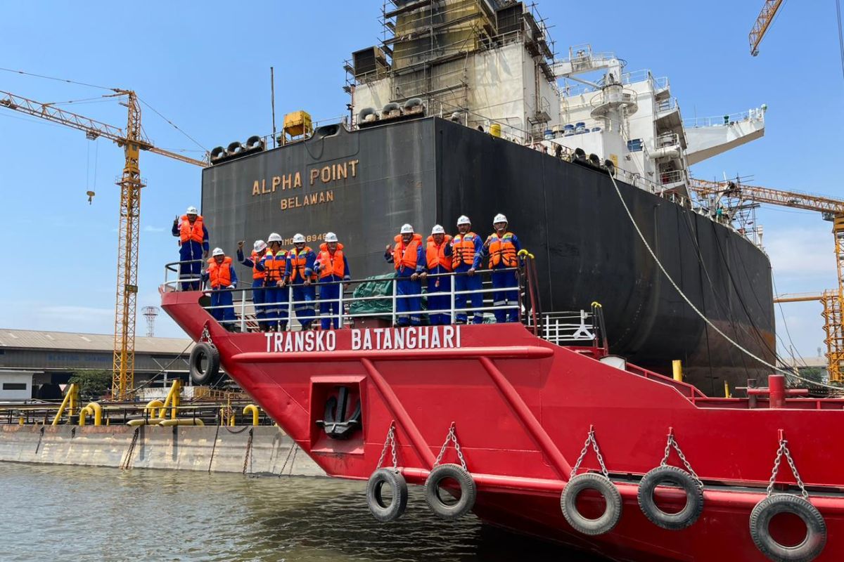 Perkuat bisnis perkapalan, Pertamina Trans Kontinental tambah dua armada "Landing Craft Tank"