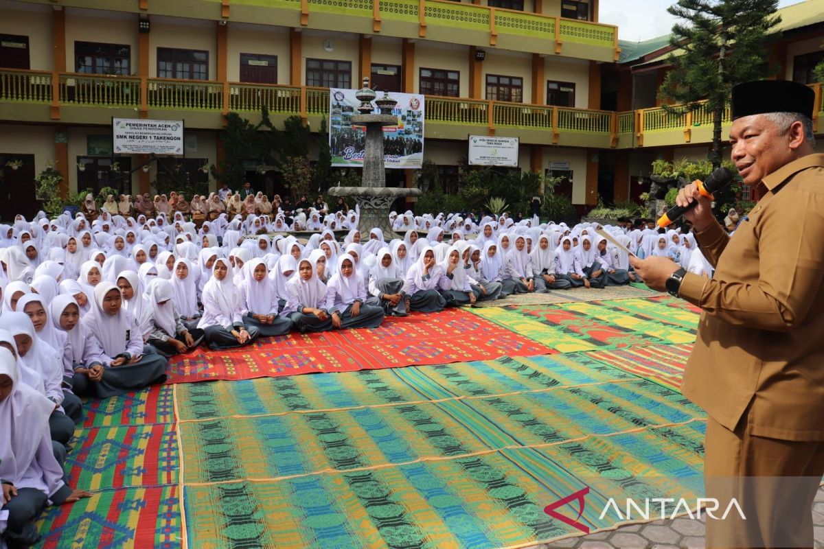 Sekda Subhandhy buka FGD Mandat Respontbility PIK R Tajuk Renggali