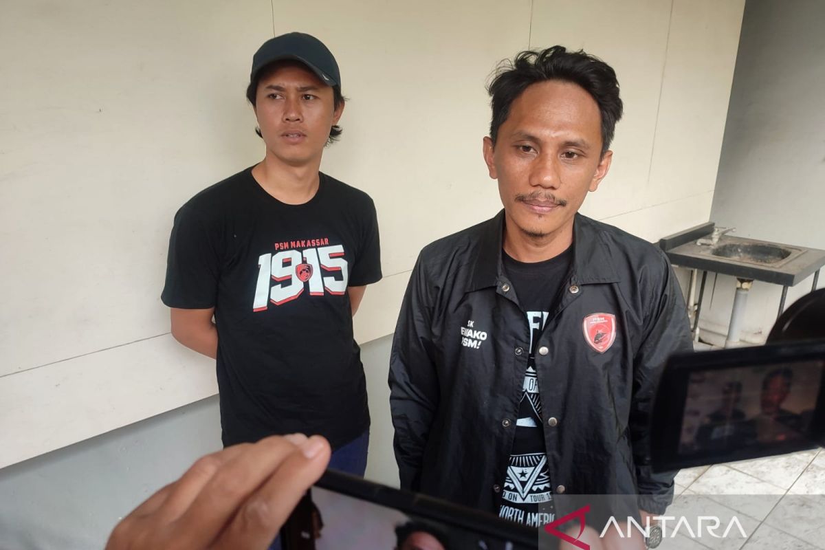 Manajemen PT PSM membantah pecat Wiljan Pluim