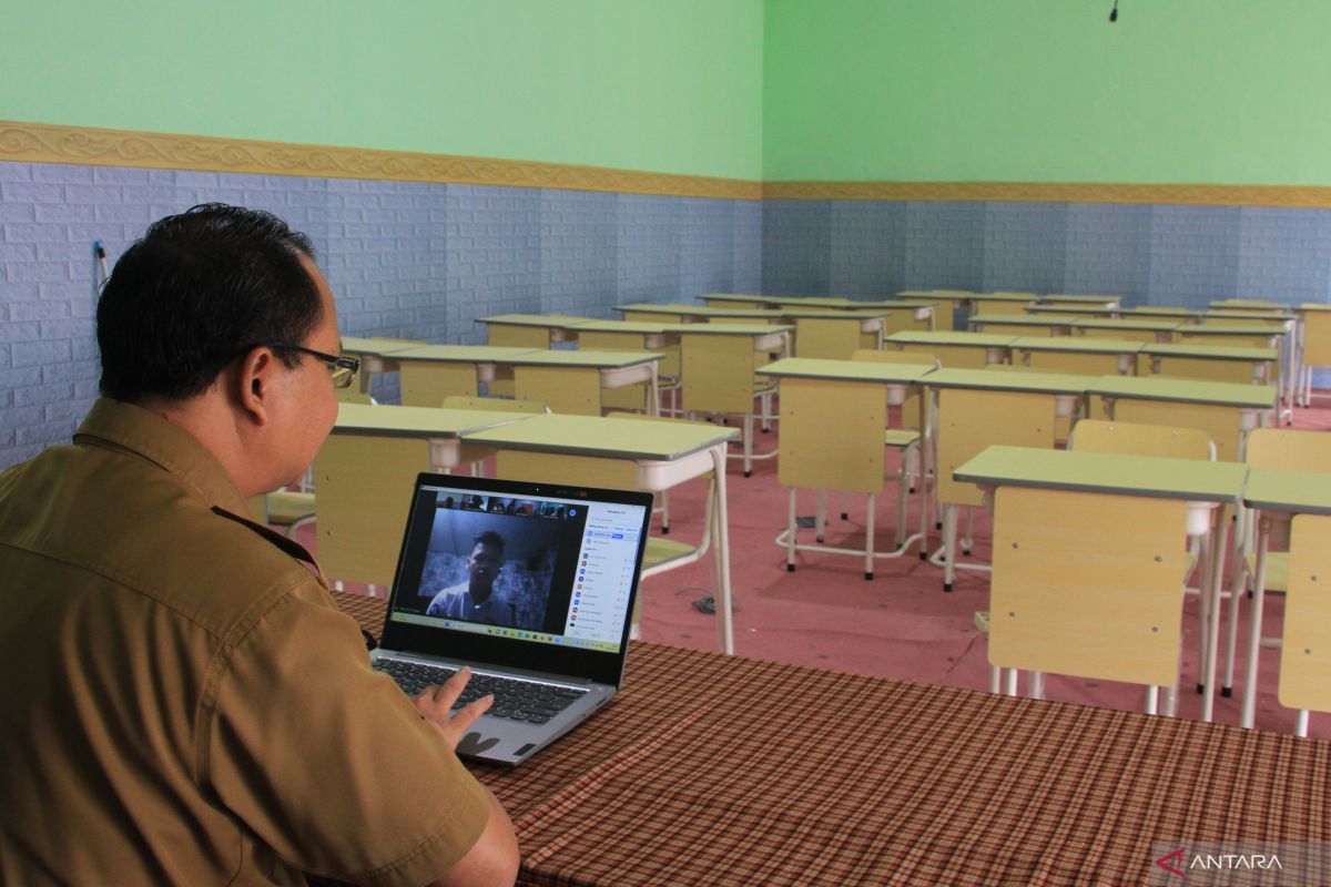 Pembelajaran maya, antara kemudahan dan ketergantungan teknologi