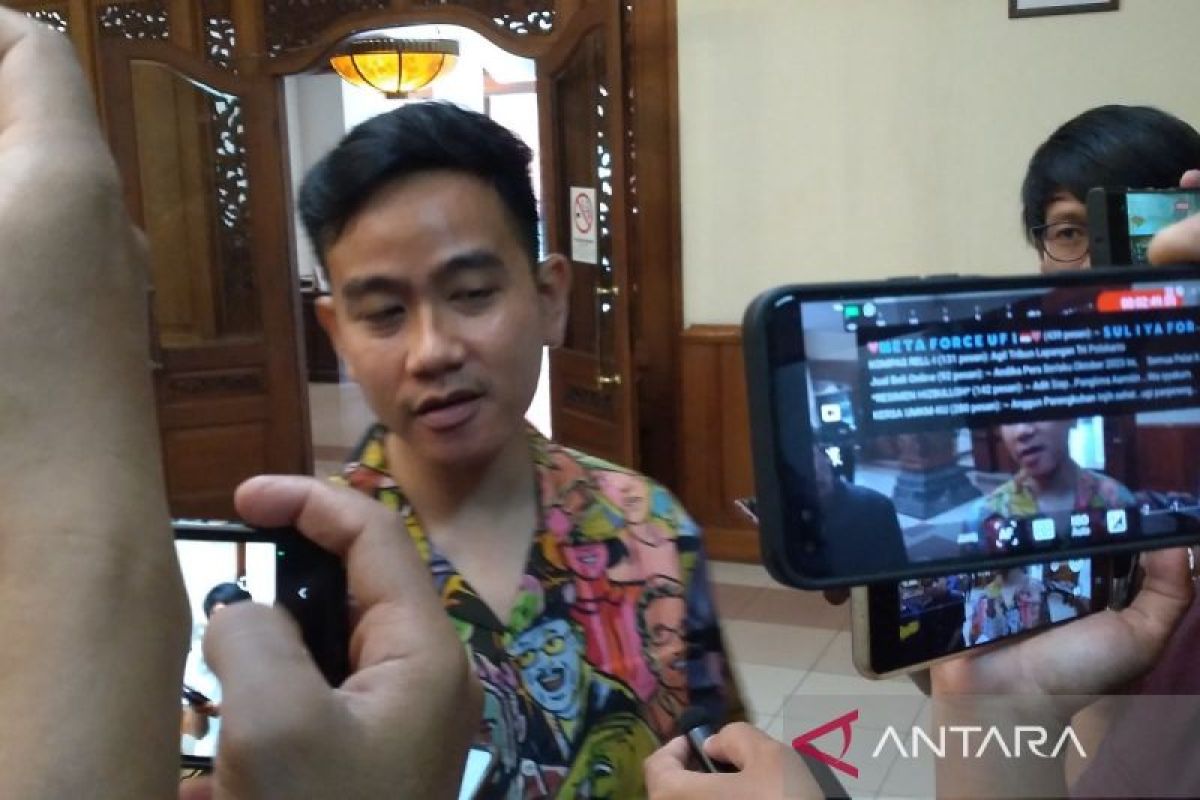 Wali Kota Surakarta pastikan revitalisasi keraton tetap berjalan meski konflik kembali memanas