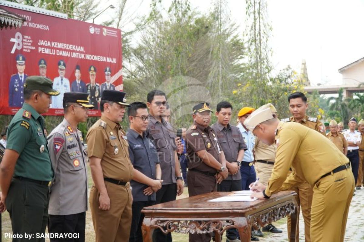 ASN Pemkab Tulangbawang Barat deklarasi netralitas Pemilu 2024