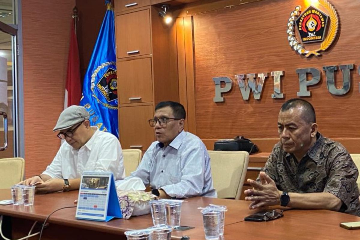 Hendry Bangun ingatkan pengurus PWI taat aturan organisasi