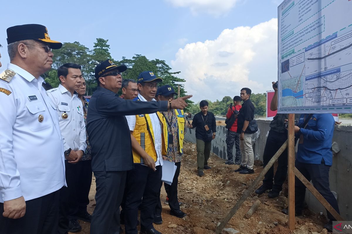 Komisi V DPR RI awasi pembangunan strategis nasional di Kabupaten Kapuas Hulu