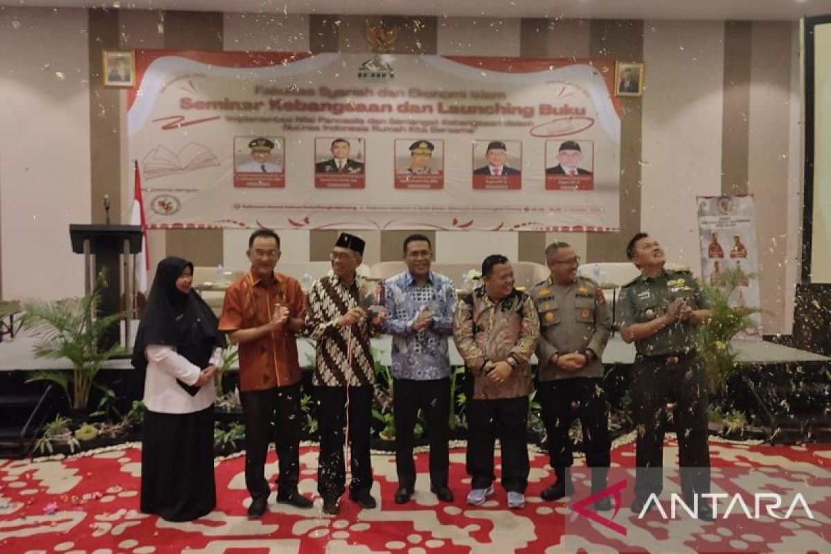 Pj Gubernur Babel luncurkan Buku Implementasi Pancasila di Masyarakat