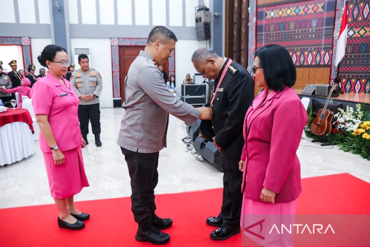 Polda Sumut gelar wisuda purnabakti puluhan personel