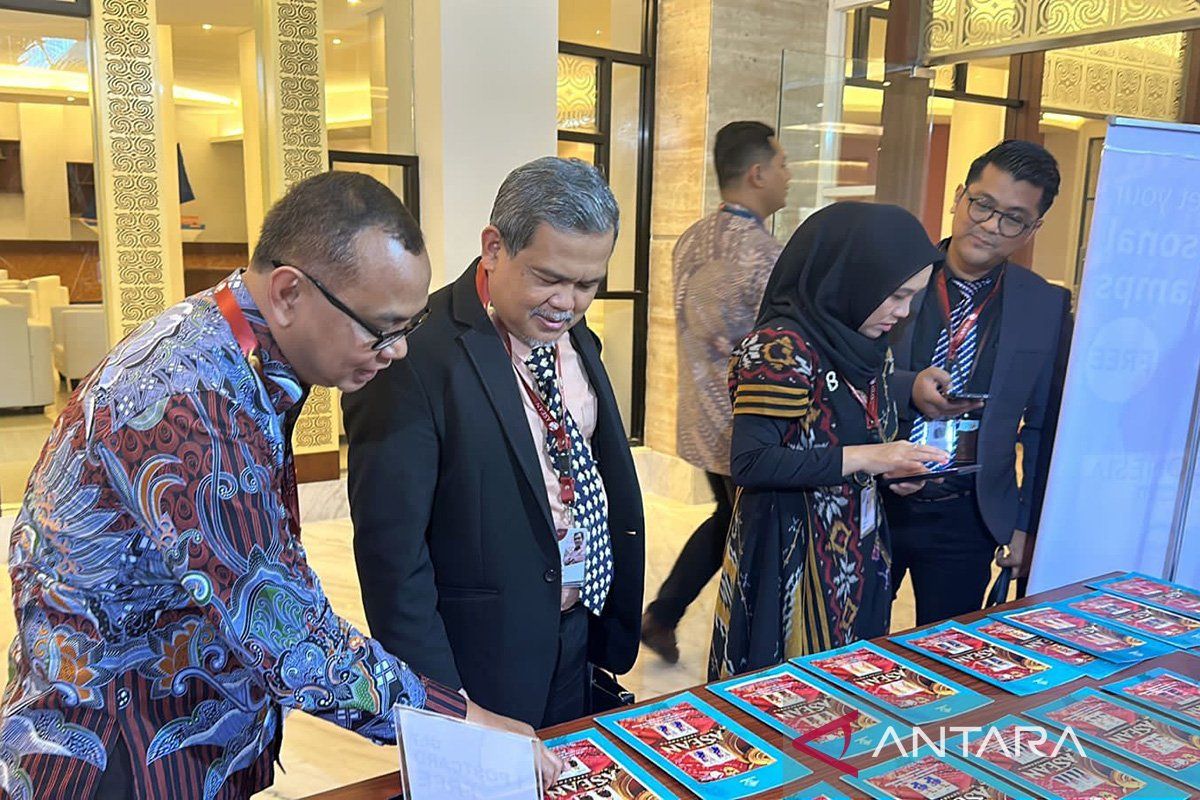Pos Indonesia perkenalkan prangko personal di ajang AHLF 2023