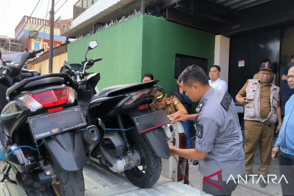 Satgas PPLN Makassar tertibkan sepeda motor pengungsi luar negeri