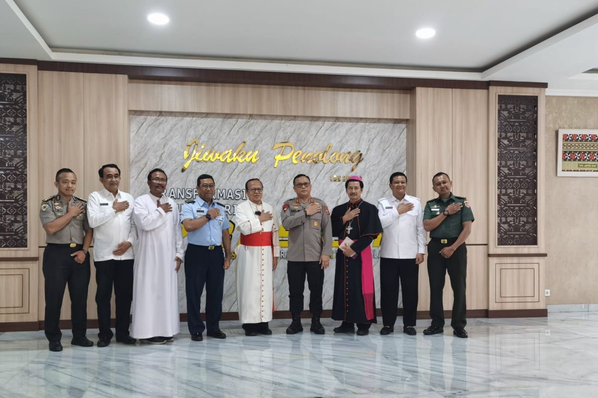 Uskup Agung lakukan kunjungan Pastoral ke lingkungan TNI-Polri di Lampung