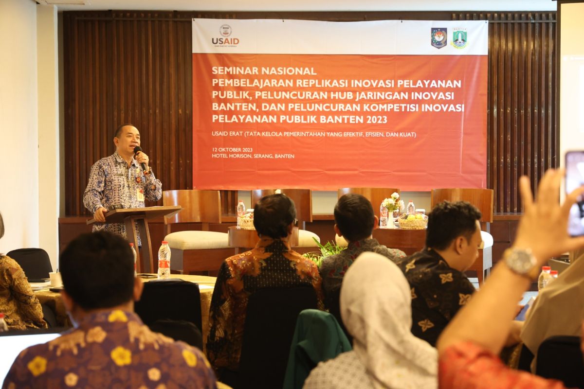 Pemprov Banten wajibkan perangkat daerah inovasi pelayanan publik.