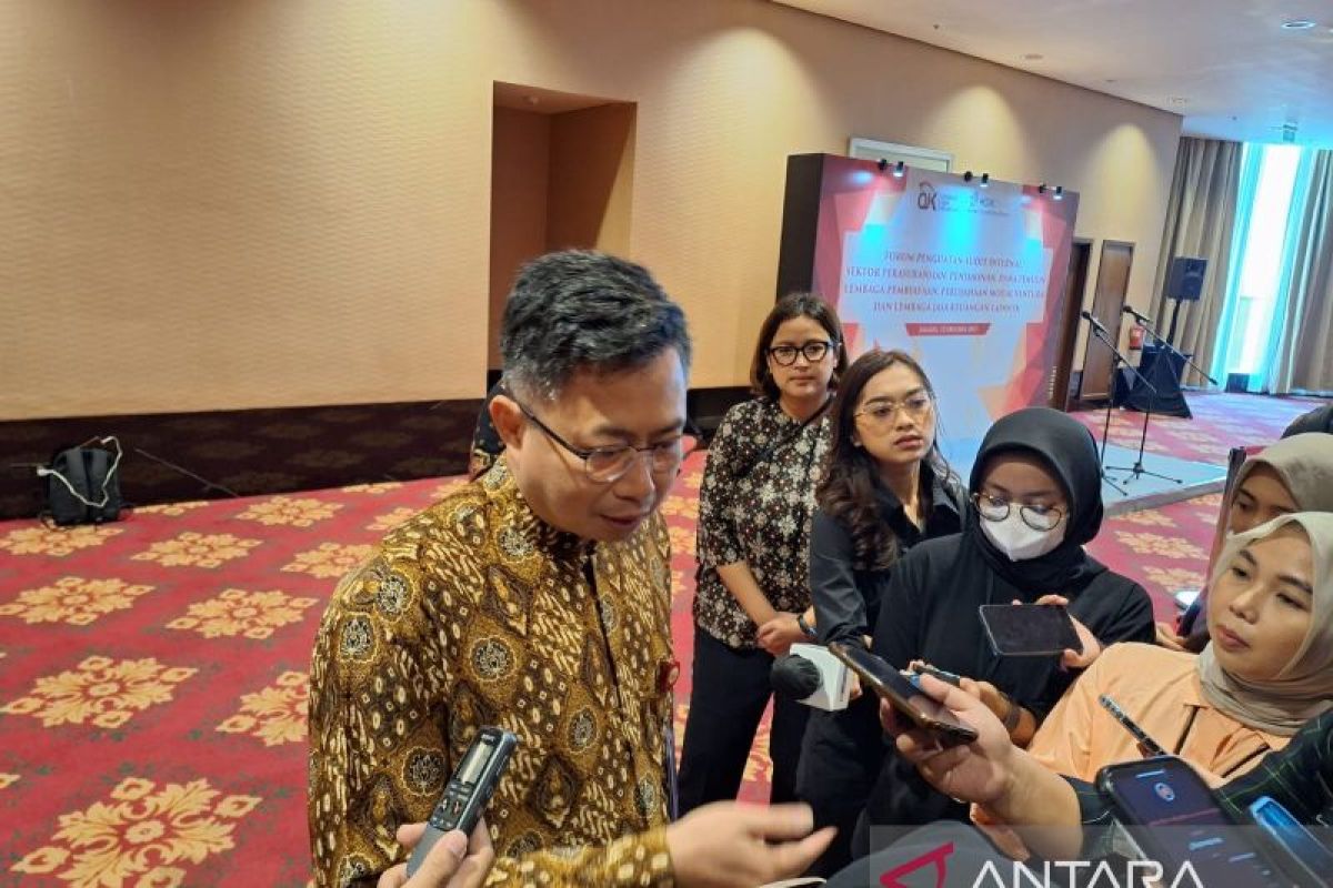 OJK segera menerbitkan aturan baru untuk bunga pinjol